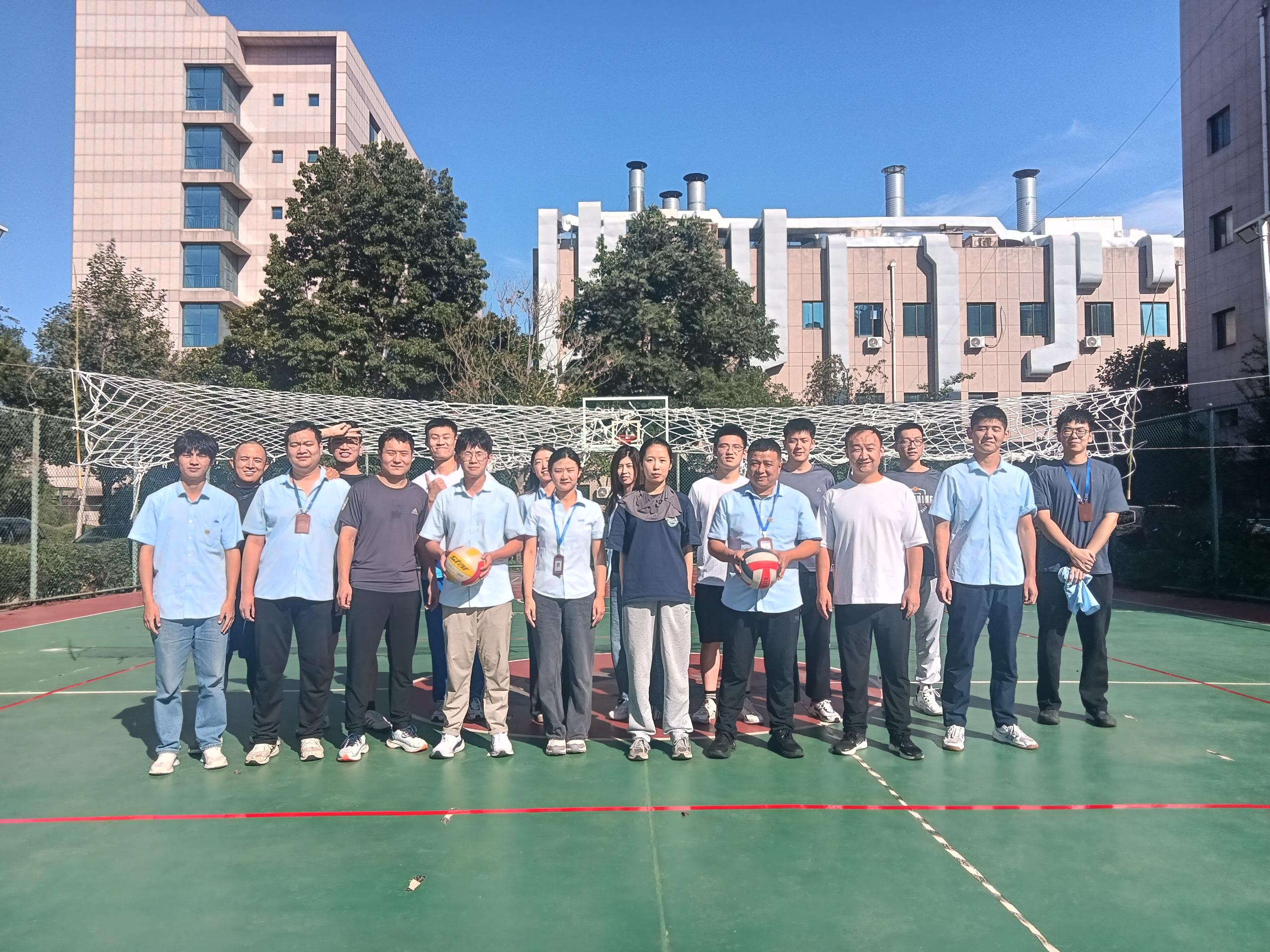 海利尔九月“感念师恩 价值回报”主题文化活动落地